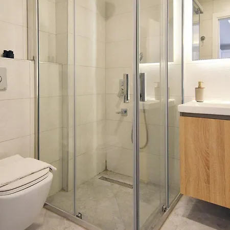 Modern 1br Apt Perfect Blend Of Comfort & Style Appartement *